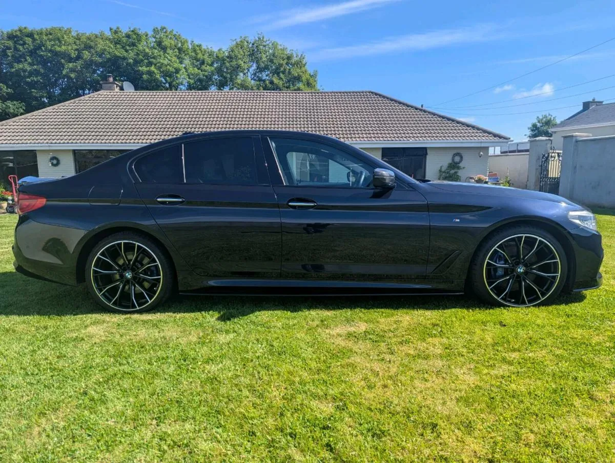 BMW 5-Series 2017 530d XDrive MSport - Image 1