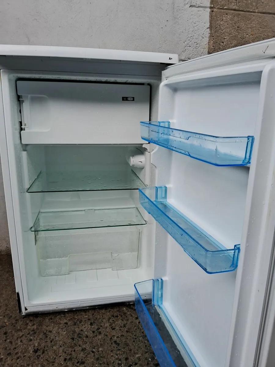 UNDER COUNTER FRIDGE AND FREEZER - Image 4