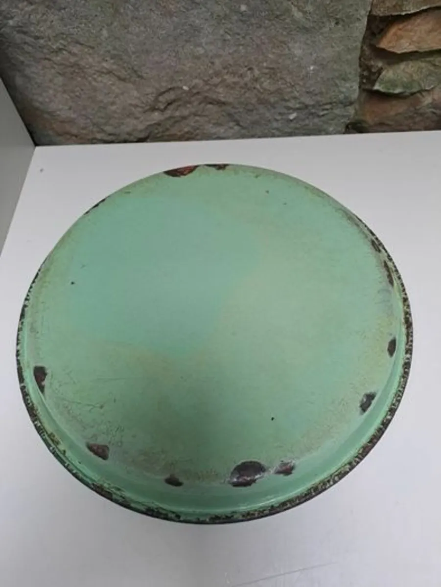 Enamel green serving tray - Image 3