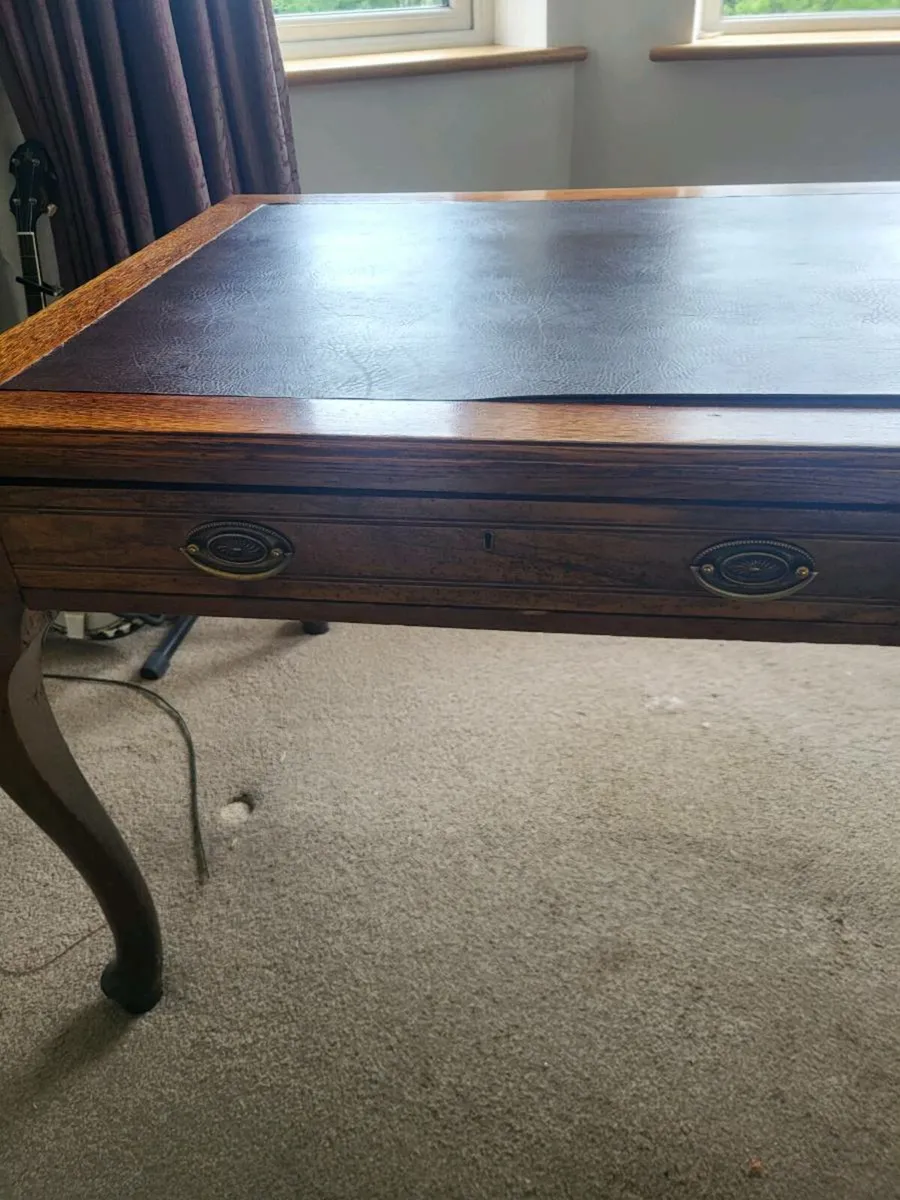 vintage desk - Image 2