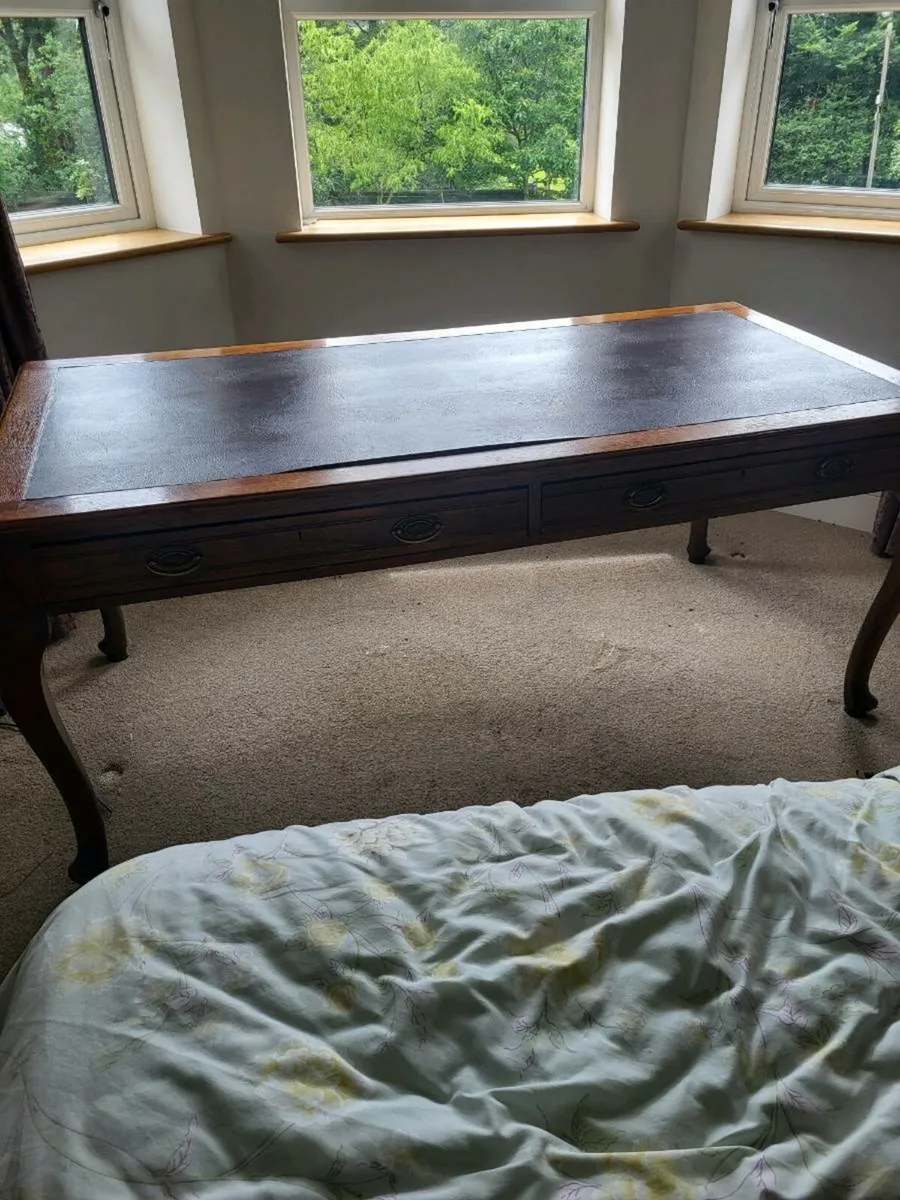 vintage desk - Image 1