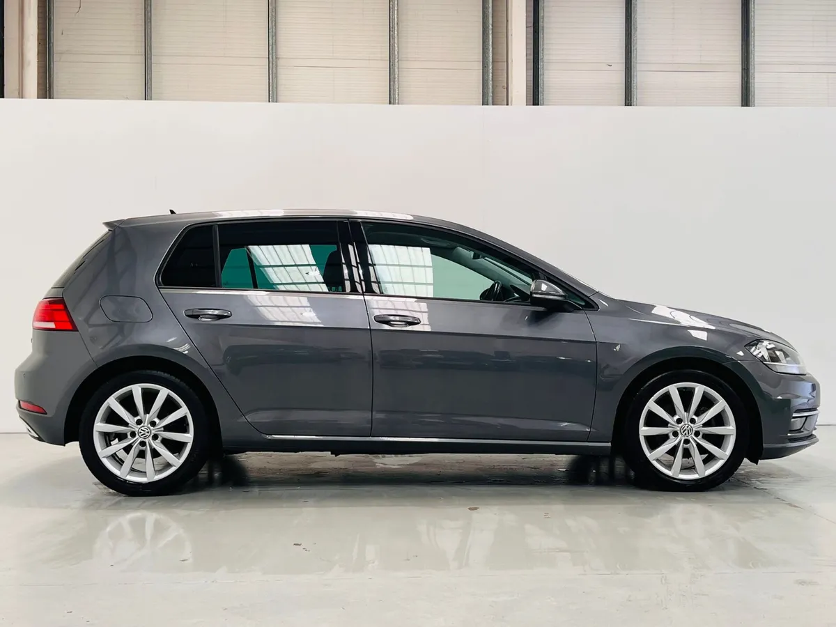 2017 Volkswagen Golf GT 2.0 TDi Highline - Image 3