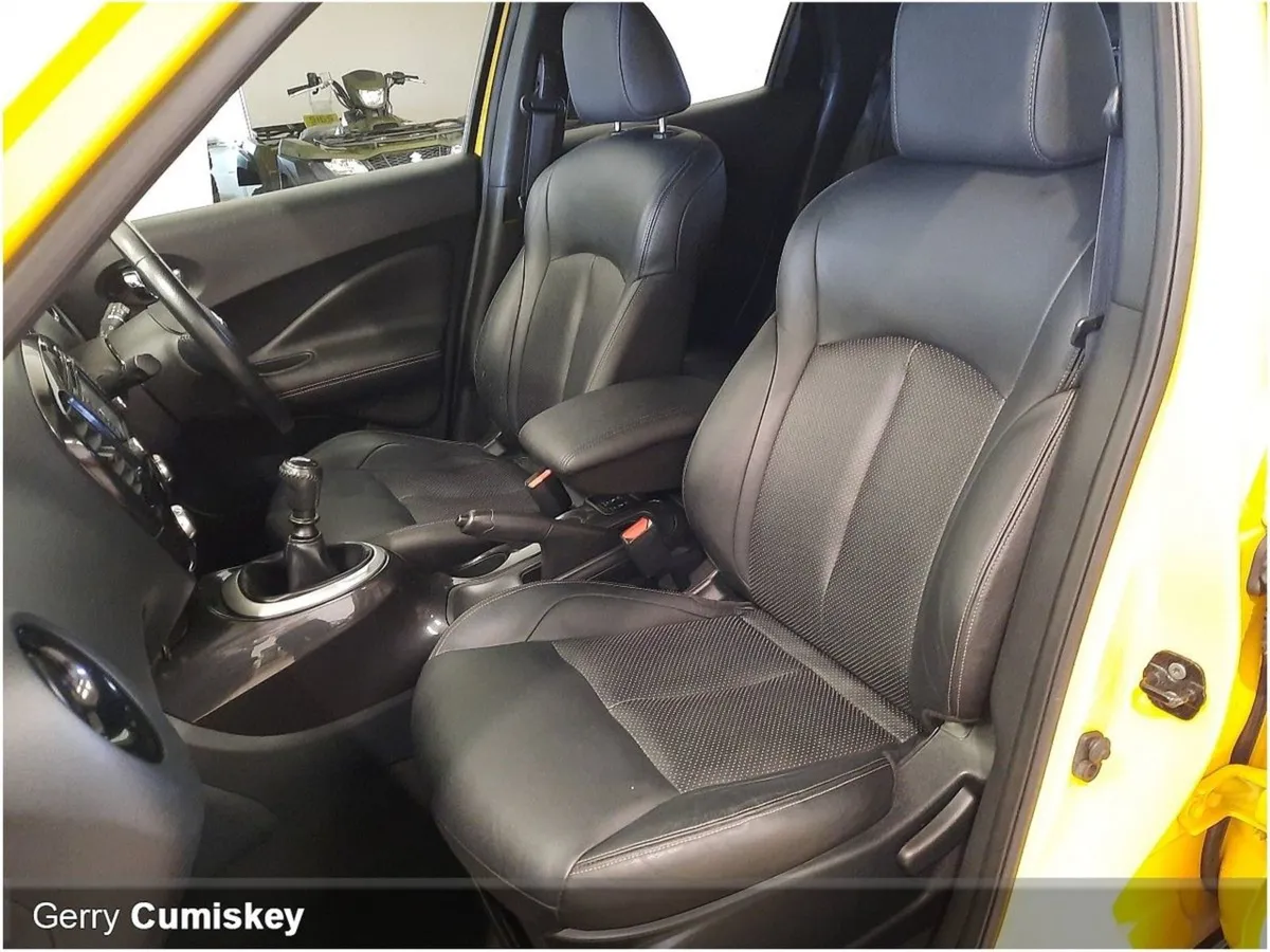 Nissan Juke Tekna High Spec Leather Interior - Image 4