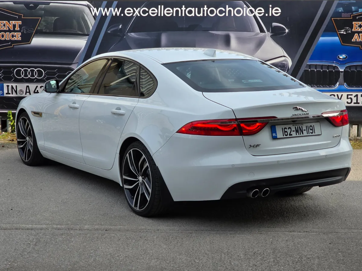 Jaguar XF 2016 2.0 AUTO PRESTIGE IN WHITE! - Image 3
