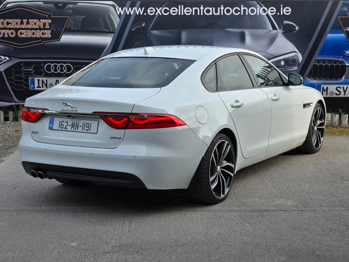 Jaguar XF 2016 2.0 AUTO PRESTIGE IN WHITE! - Image 4