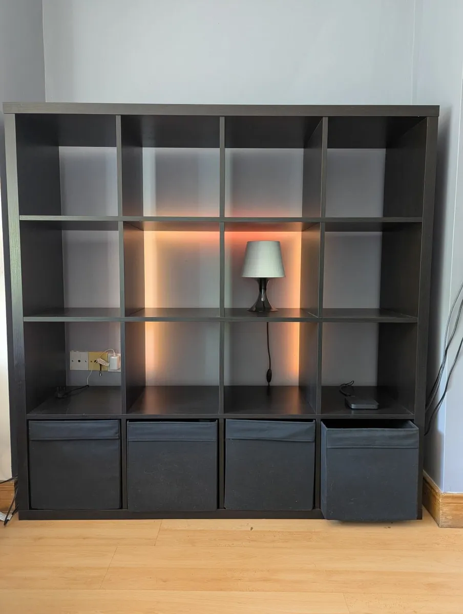 Cube display units with storage boxes +LED lights - Image 4
