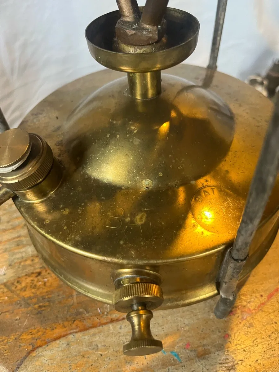 BAT Parrafin Stove in Box - Image 3