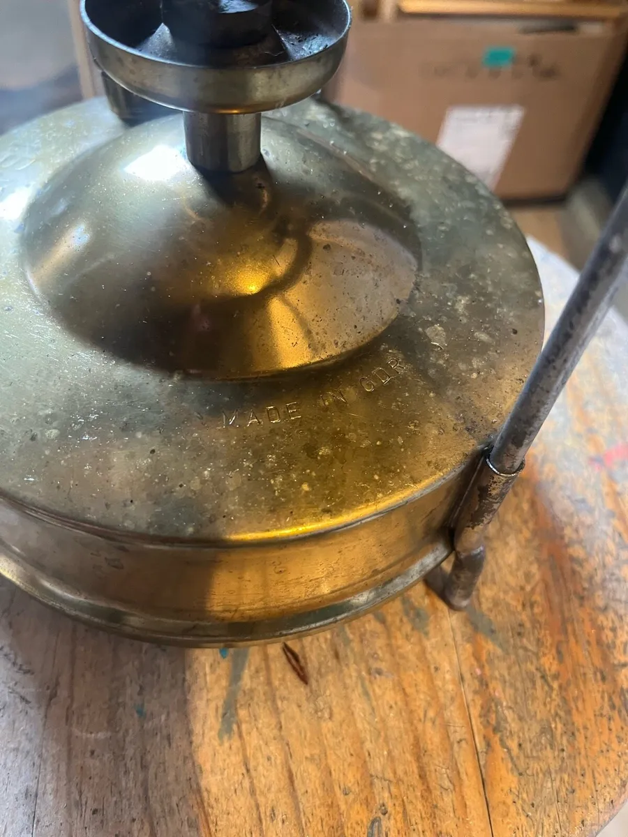 BAT Parrafin Stove in Box - Image 4