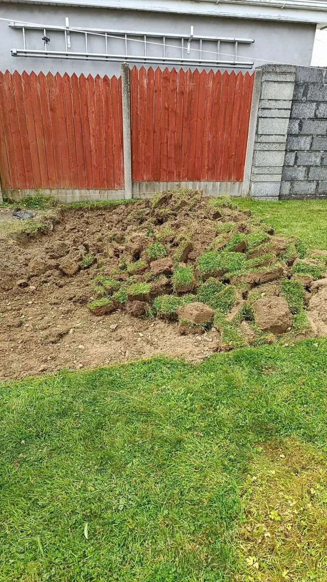 Free Sods / Garden Top Soil - Image 1