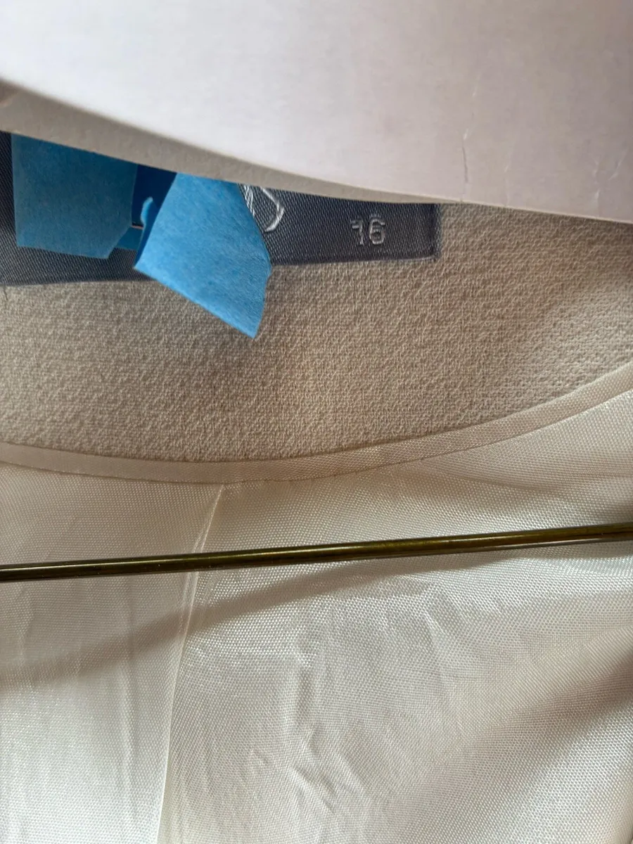 Cream jacket Wallis - Image 2