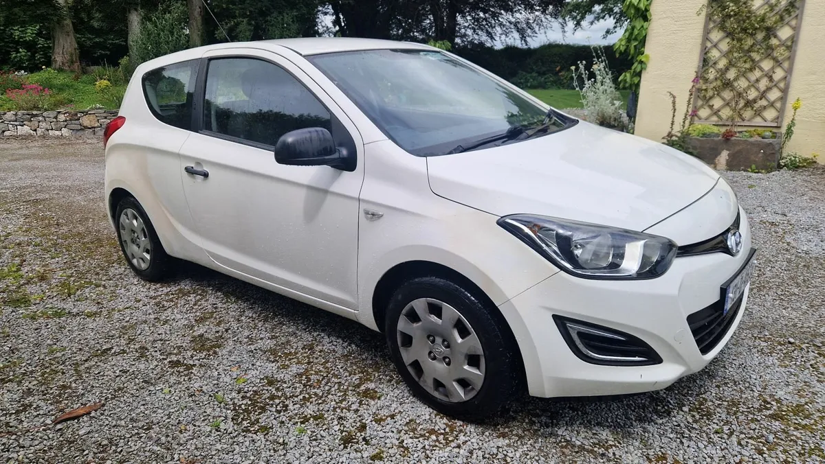 Hyundai i20 2013 - Image 1