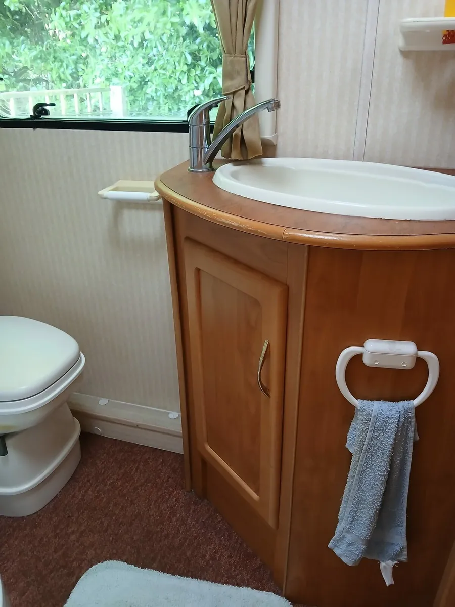 Caravan - Image 3