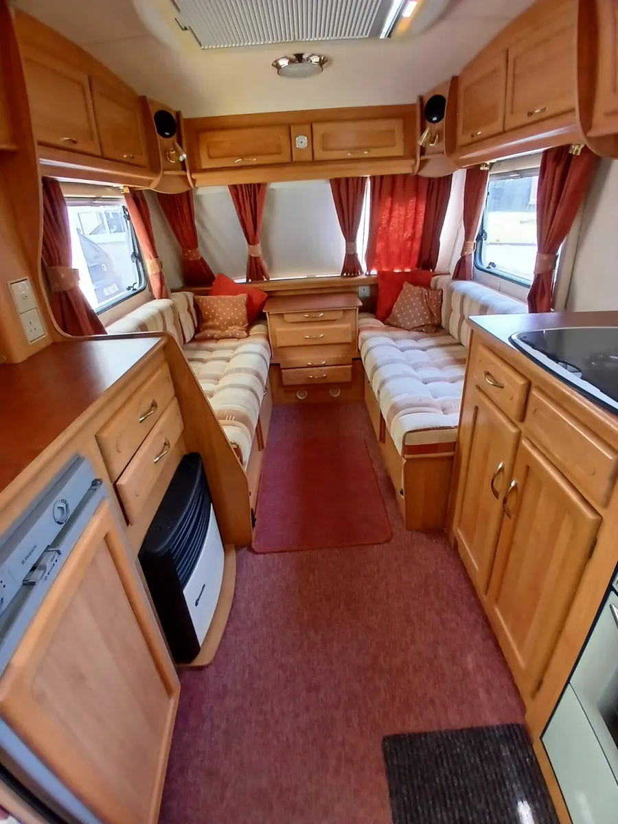Caravan - Image 4
