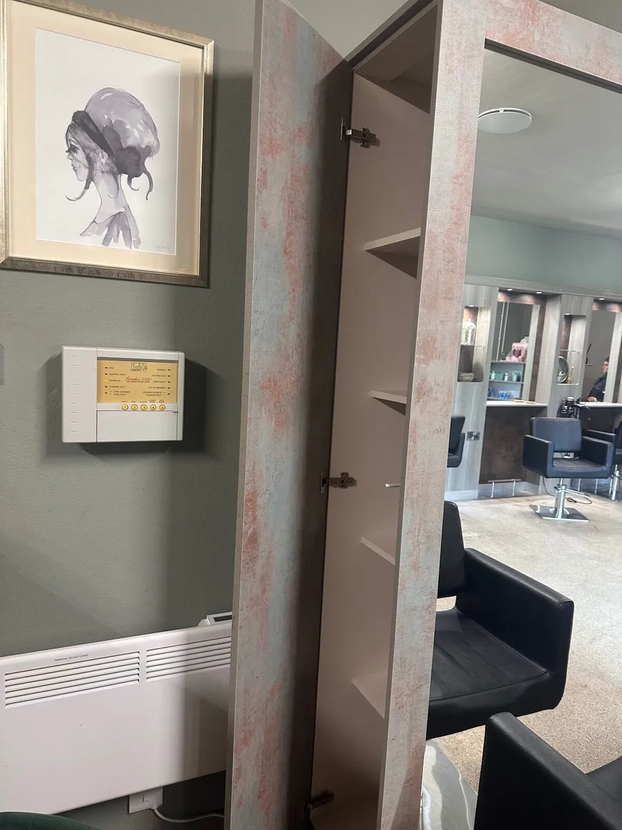 Bespoke hairdressing furniture - Image 4