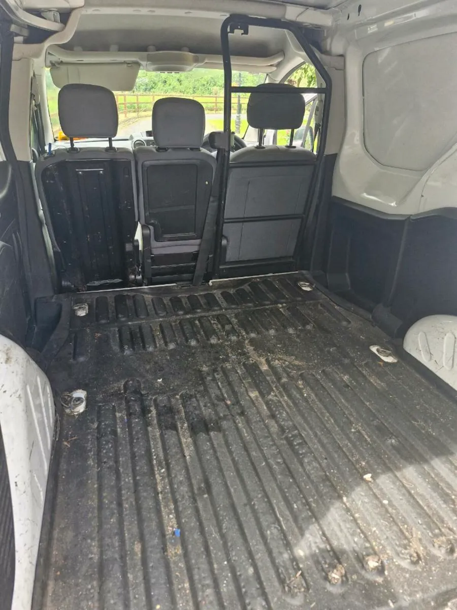 Citroen Berlingo High Spec, 3 SEATS, CVRT, LOW KMS - Image 4