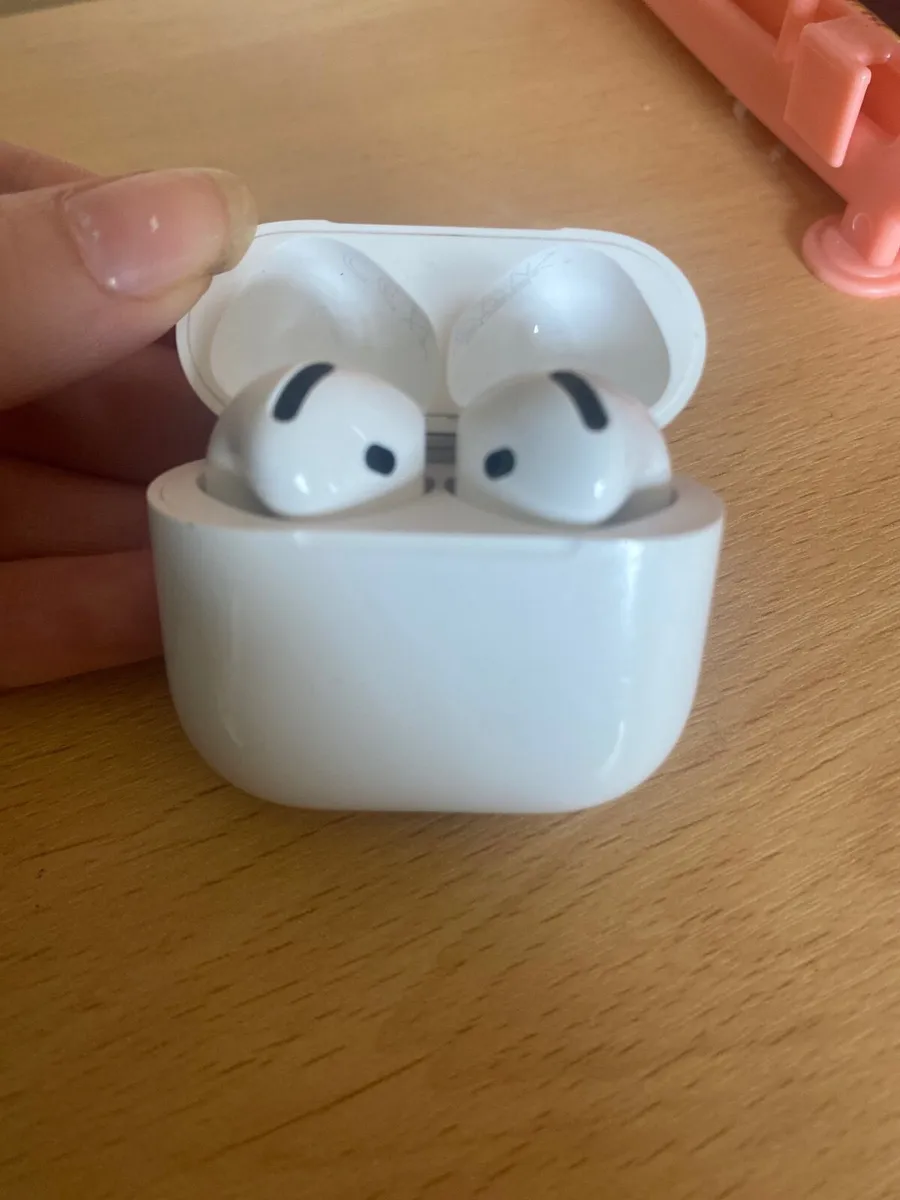 Airpods - Image 2