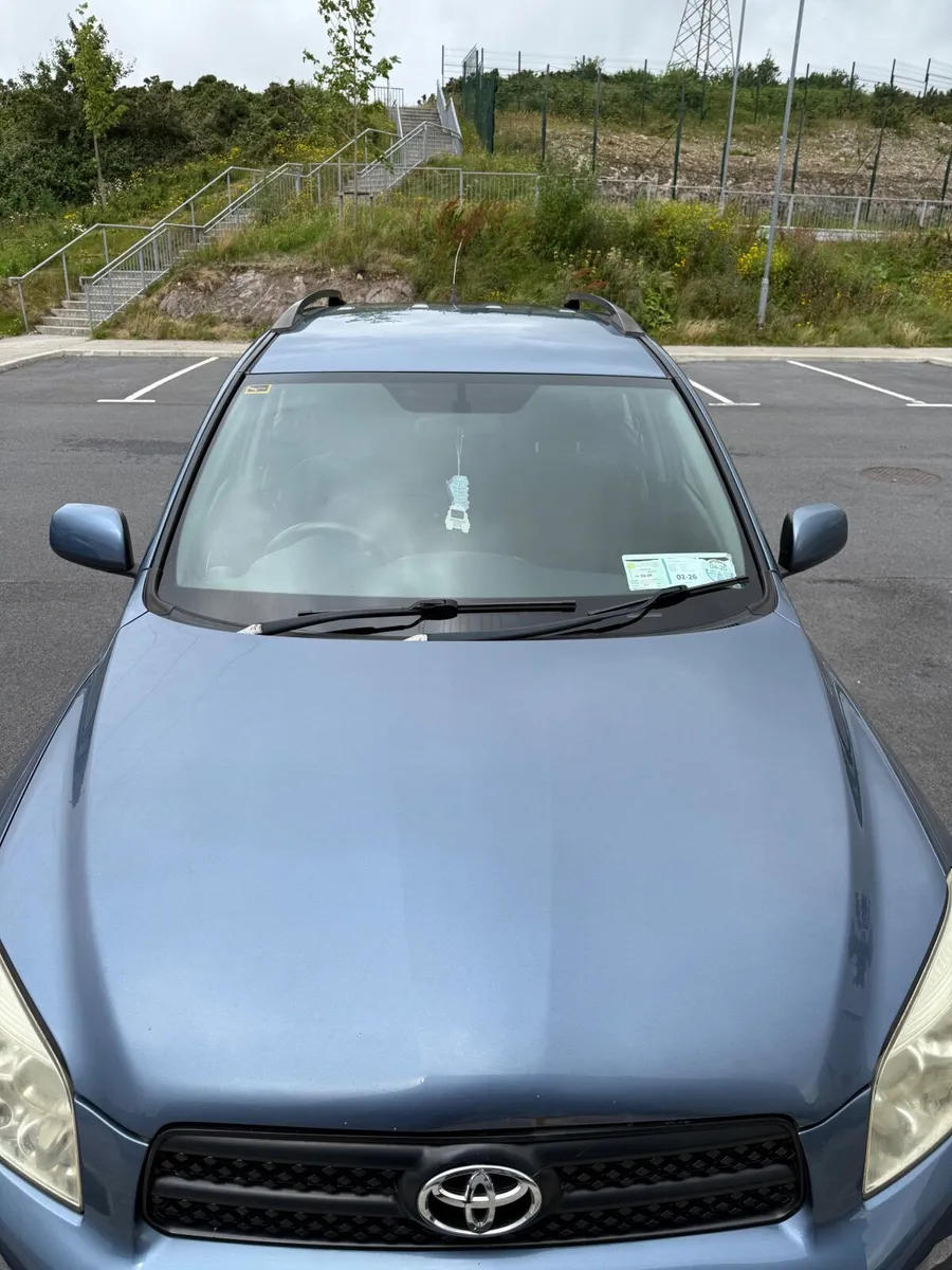 Toyota RAV4 2007 - Image 2