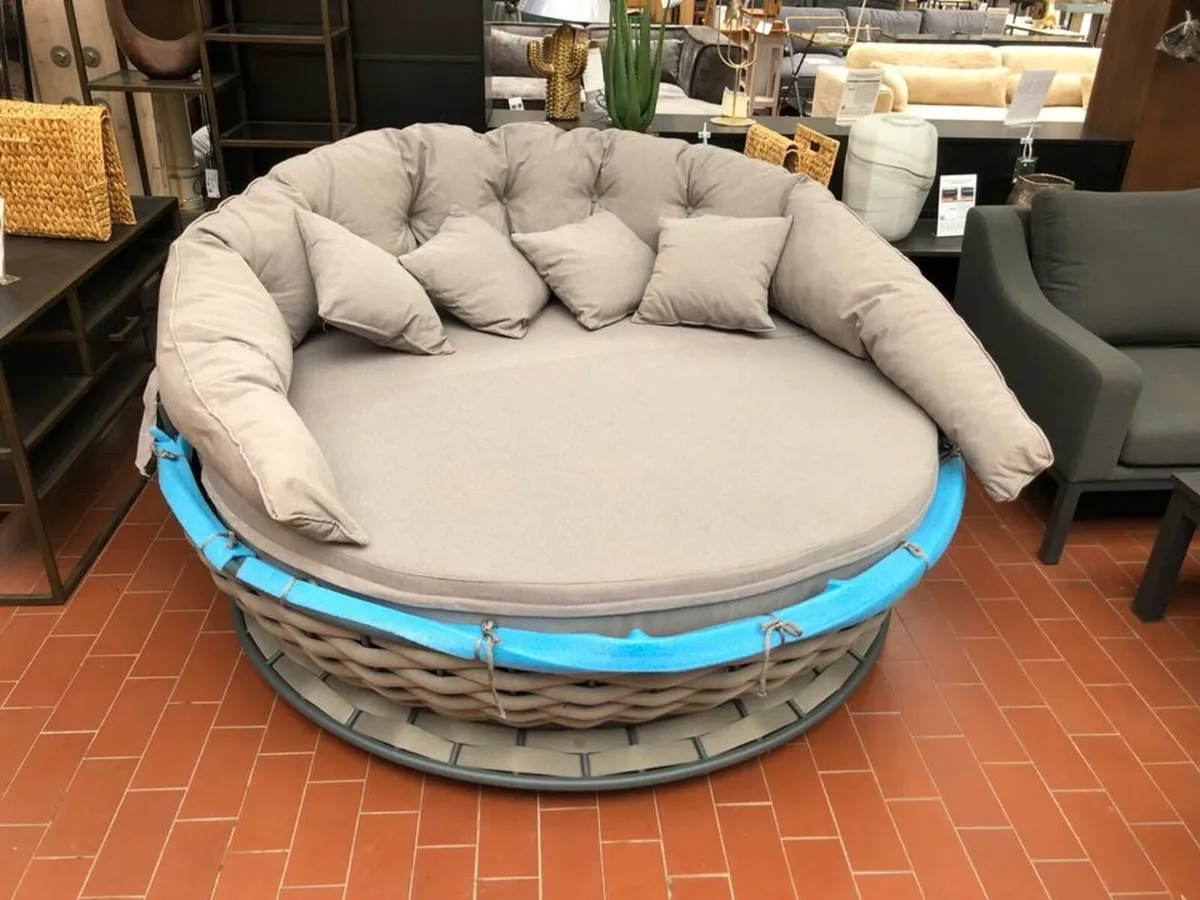 Day bed garden furniture lounge bed brand new - Image 4
