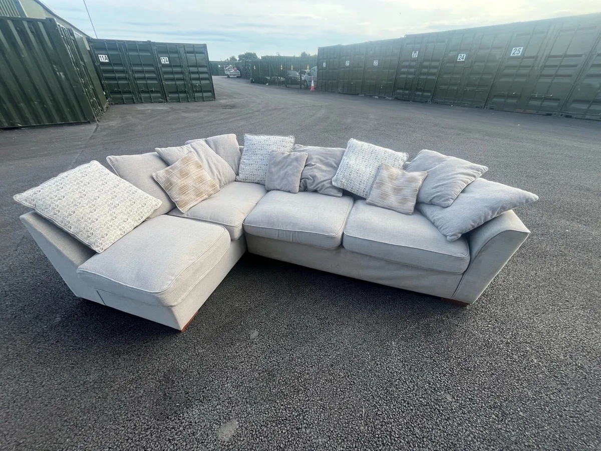Sofa - Image 3