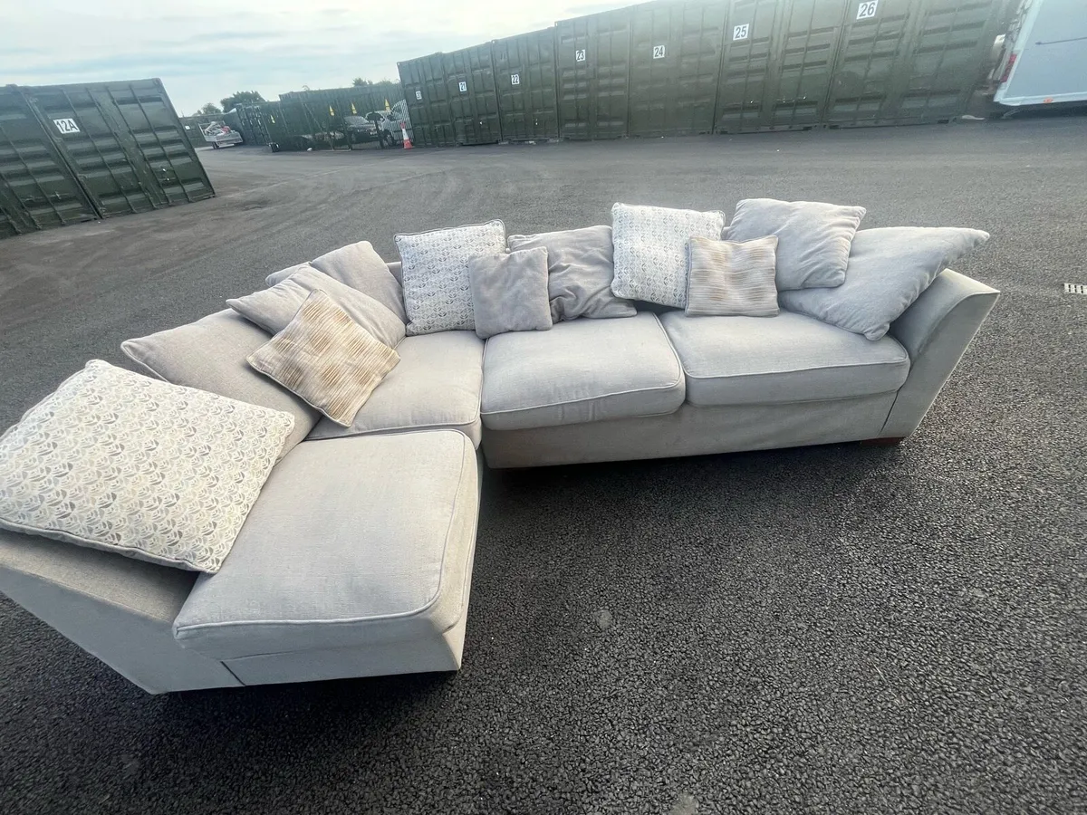 Sofa - Image 4