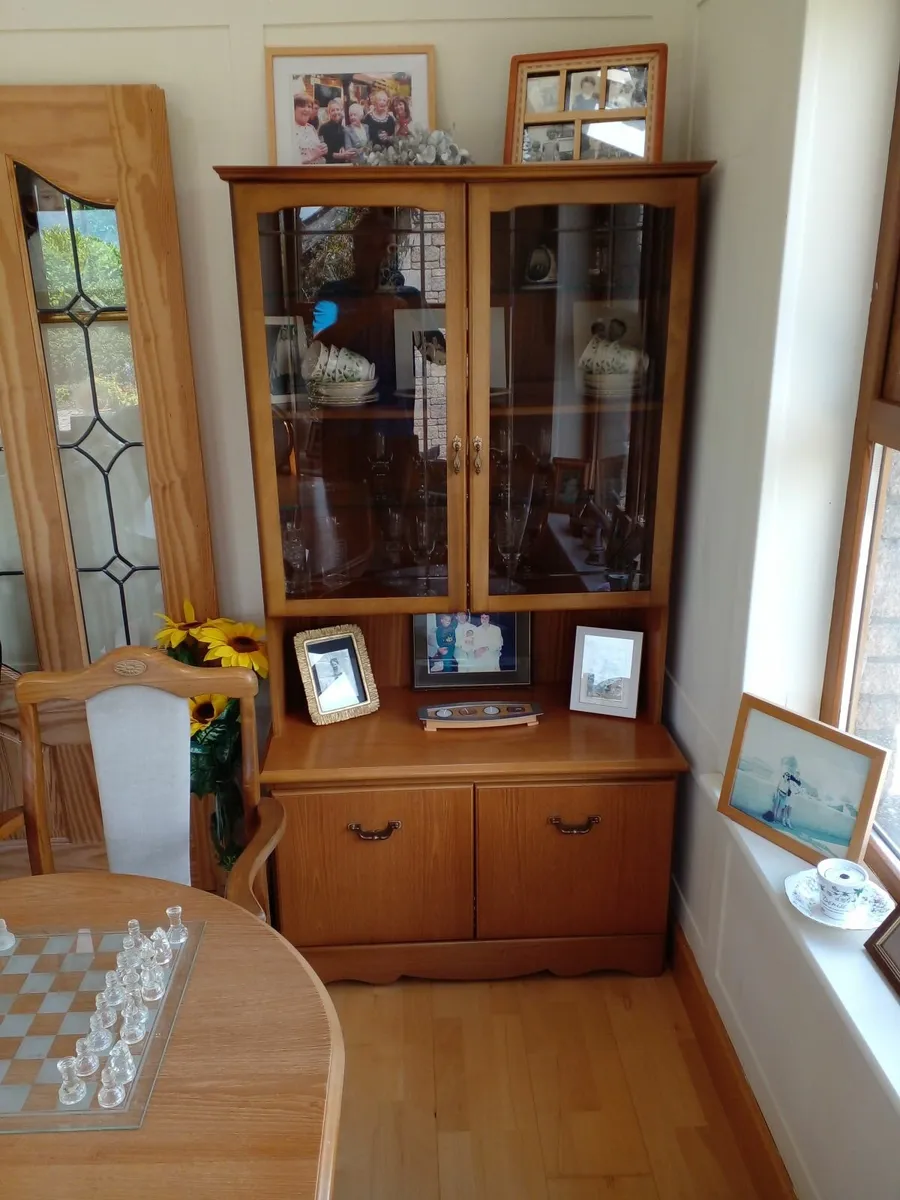 Dining room table/chairs/dresser - Image 3
