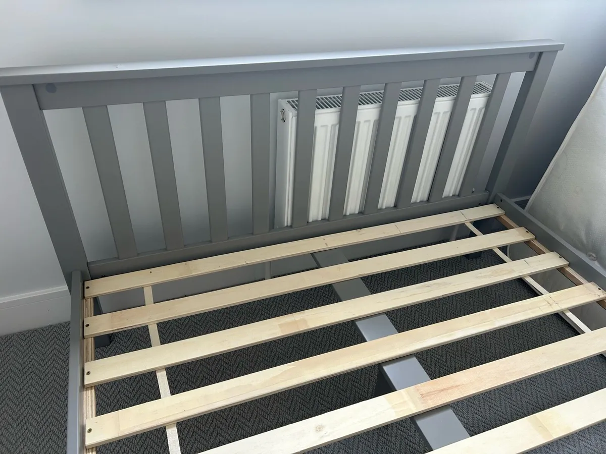 Bedframe - Image 2
