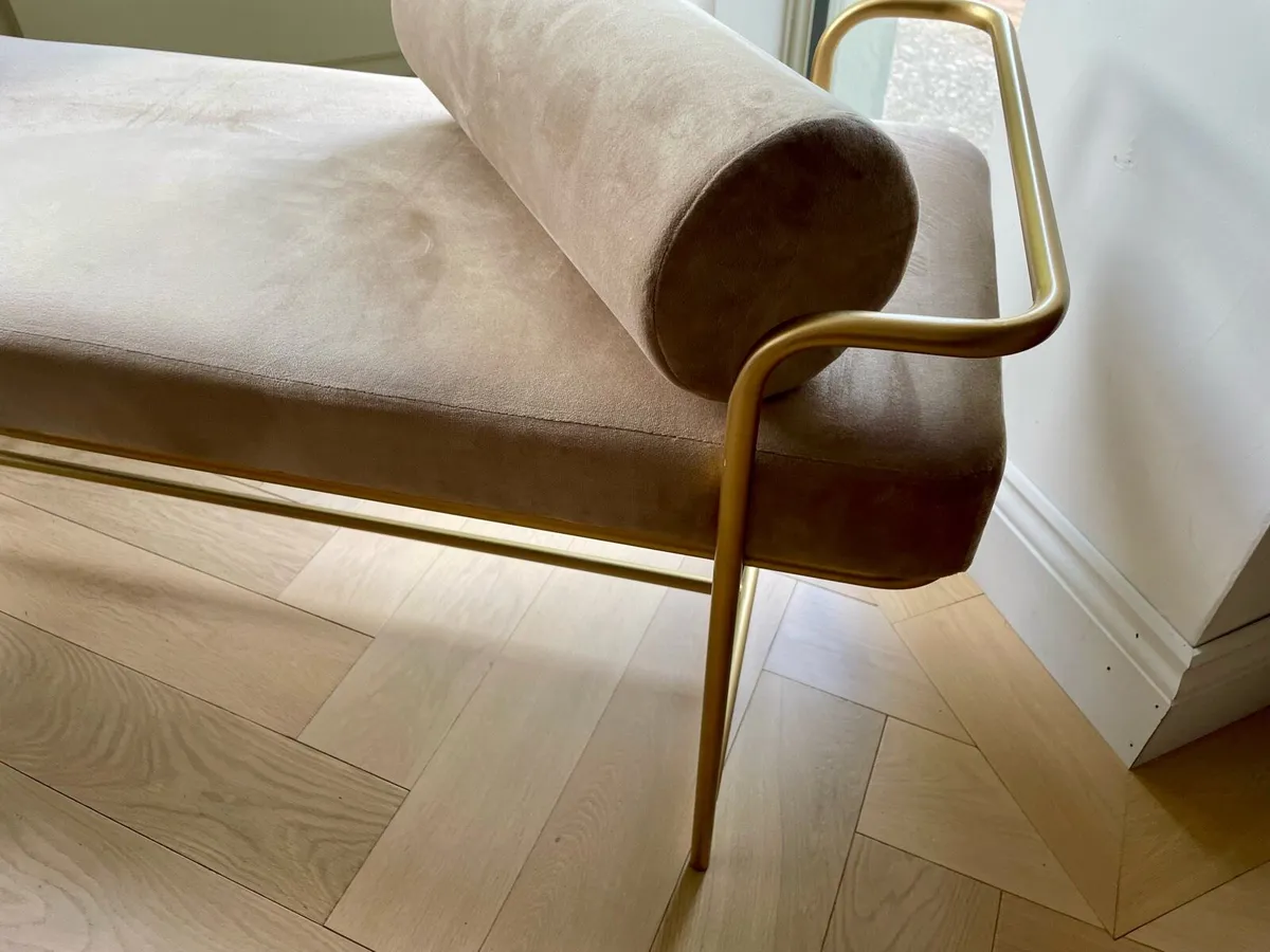 Bench Seat for sale / Chaise - Image 3