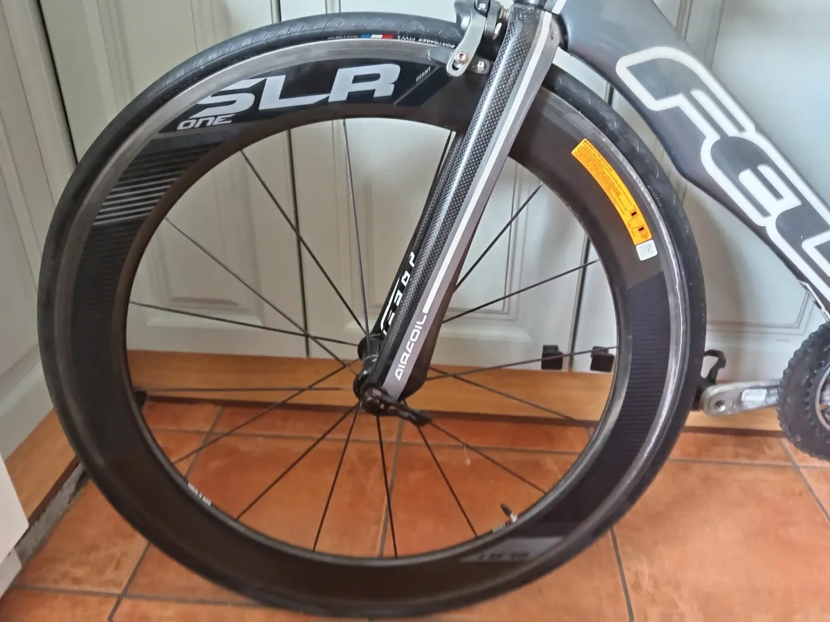 Carbon wheels - Image 1