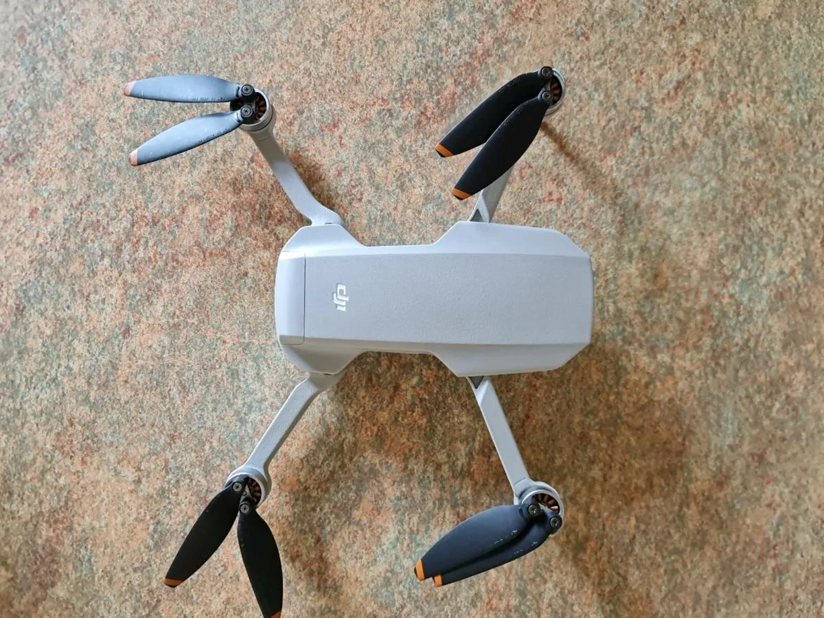 Dji mini 2 se - Image 1