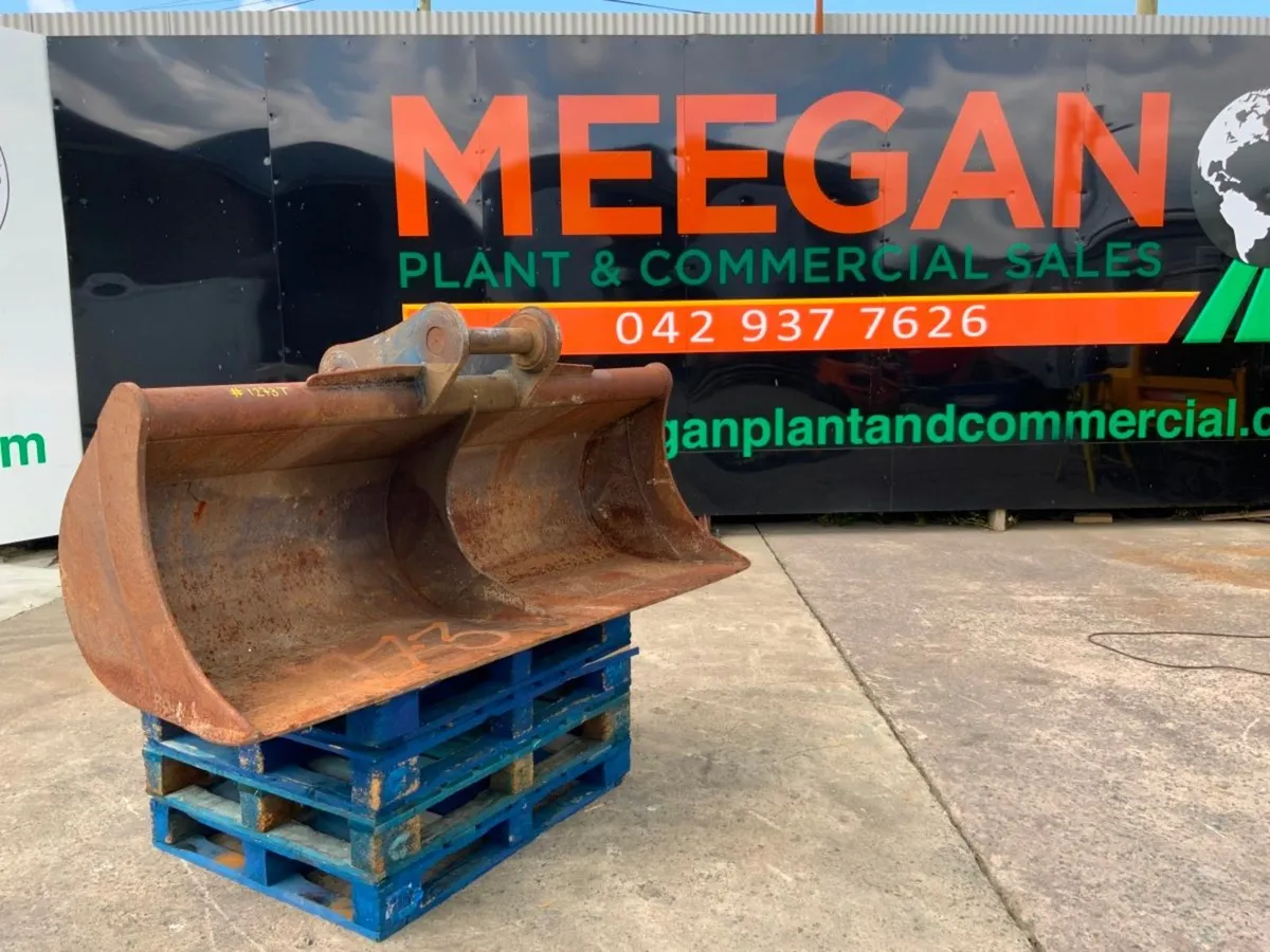 84" STRICKLAND GRADING BUCKET....80mm PINS....1273 - Image 1
