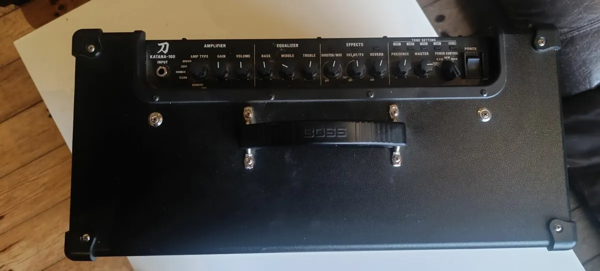 Boss Katana mk2 100W with foot controler - Image 2