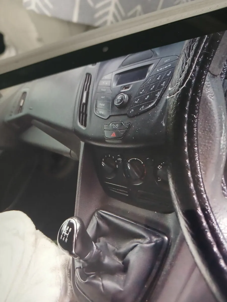 Ford Transit 2015 - Image 2