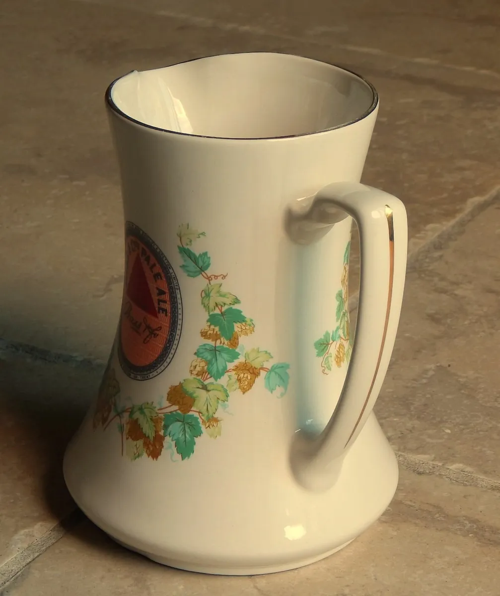 Wade Bass Ale Reproduction Water Jug - Image 3