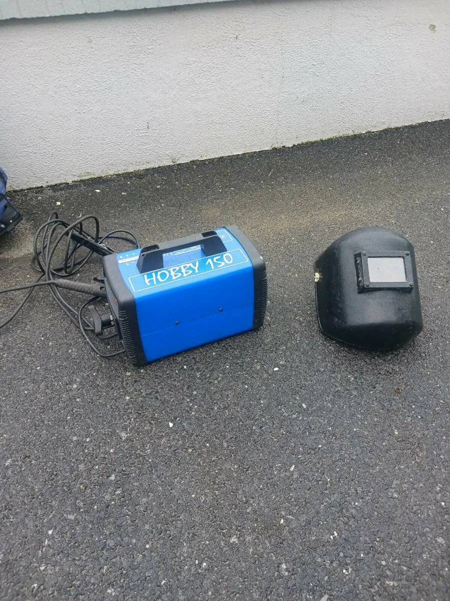 Welder and shield - Image 1