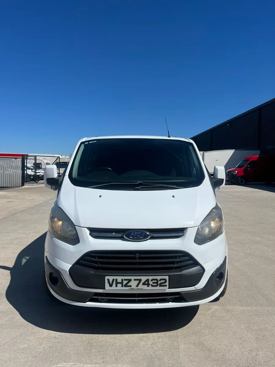 2018 Ford Transit Custom 6 Seater Crew Cab - Image 2