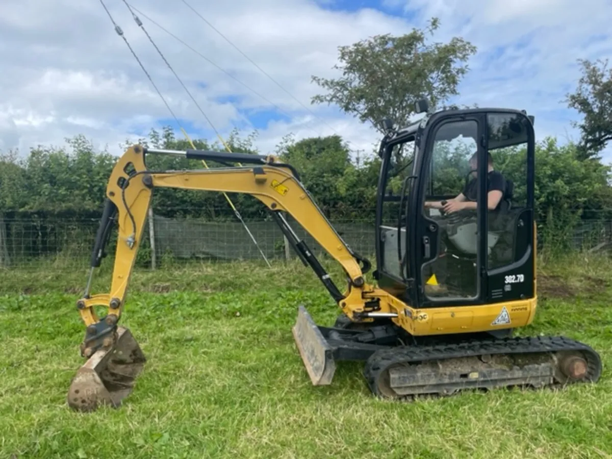 2019 CAT 302.7D Excavator - Image 4