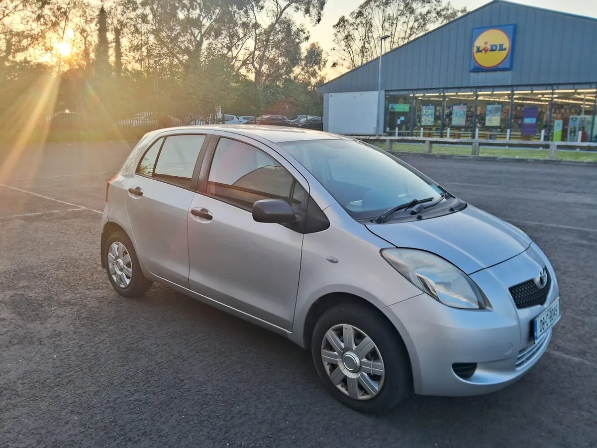 Toyota Yaris - Image 2