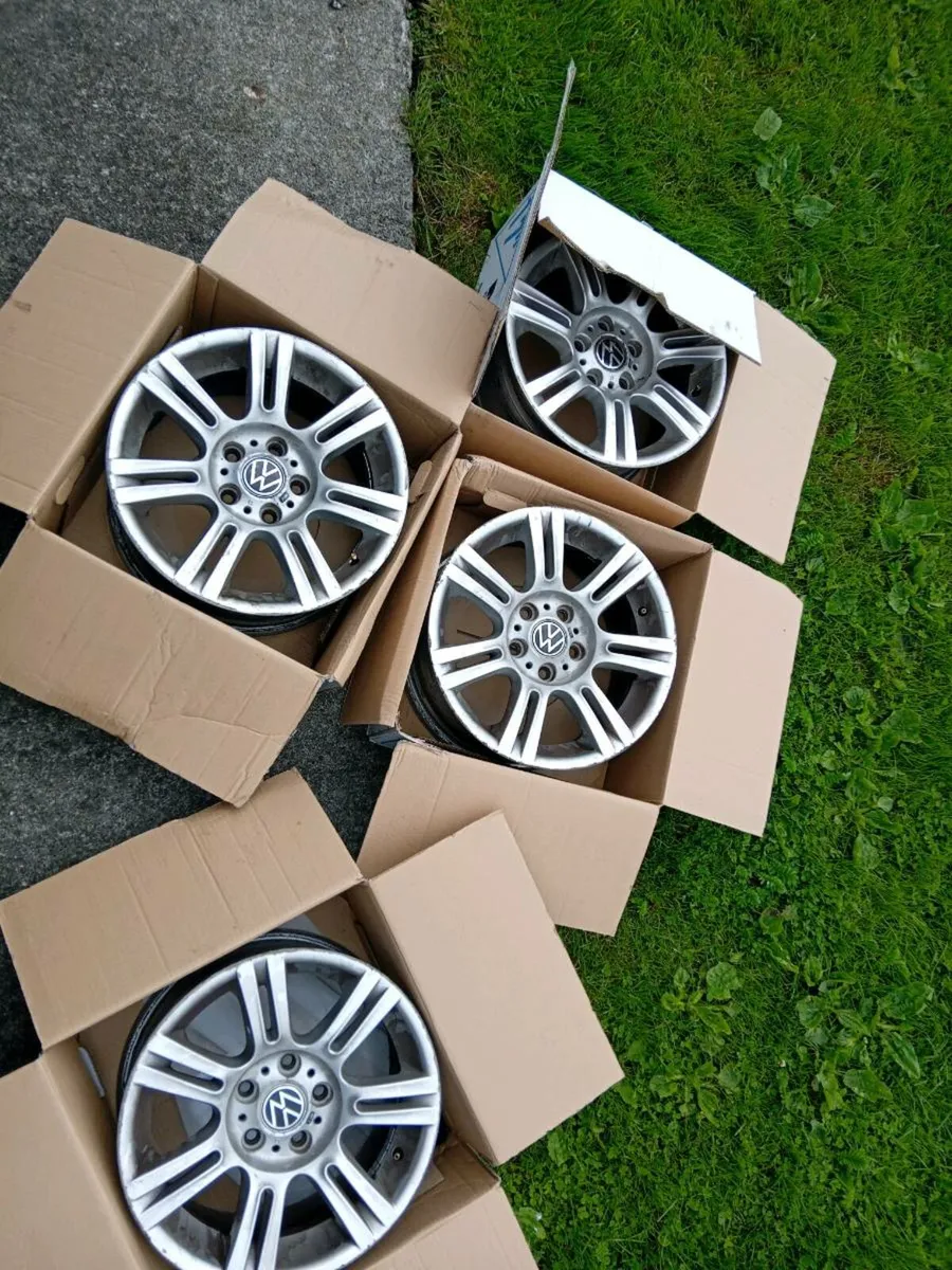 Bmw sport 5 x 120 rims - Image 1