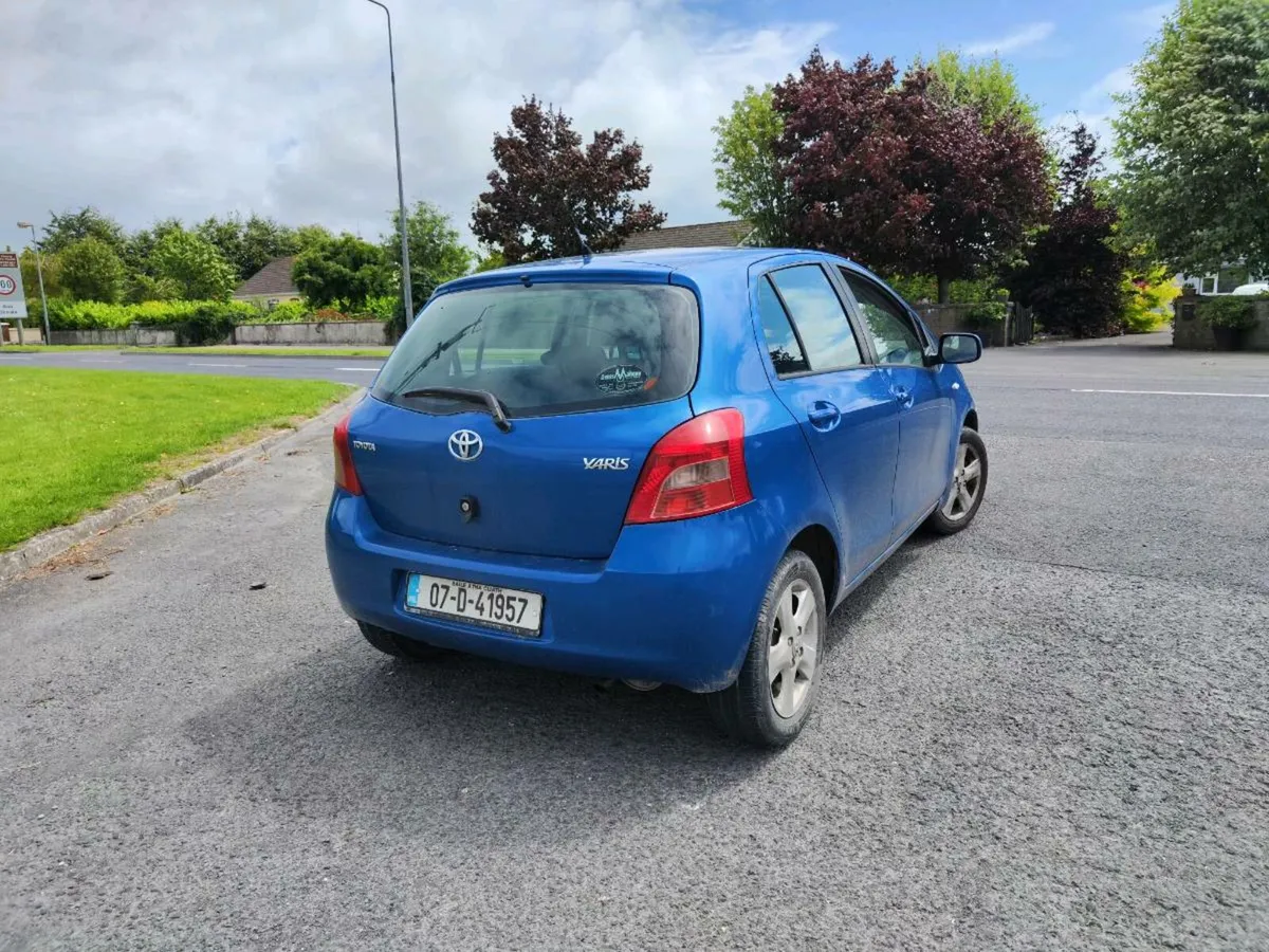 Toyota Yaris 1.0L 2007 - Image 2