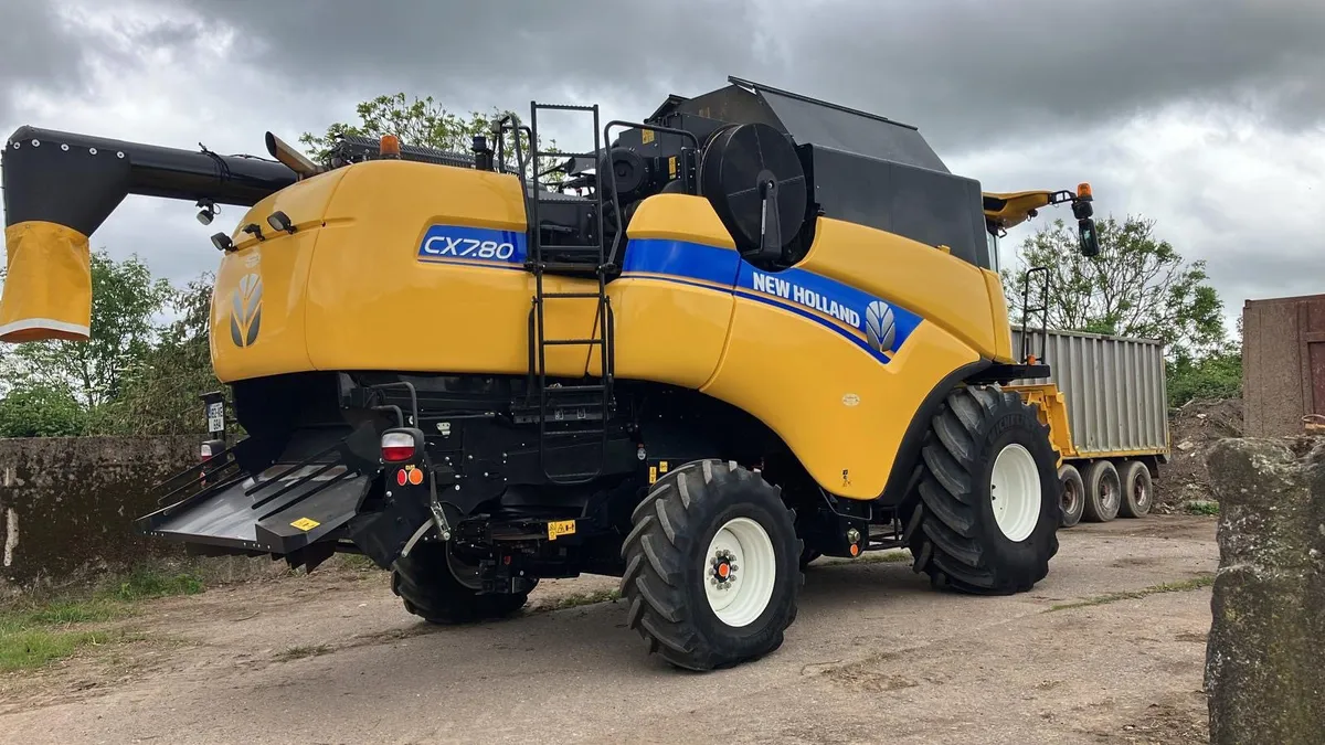 New Holland cx 7.80 - Image 1