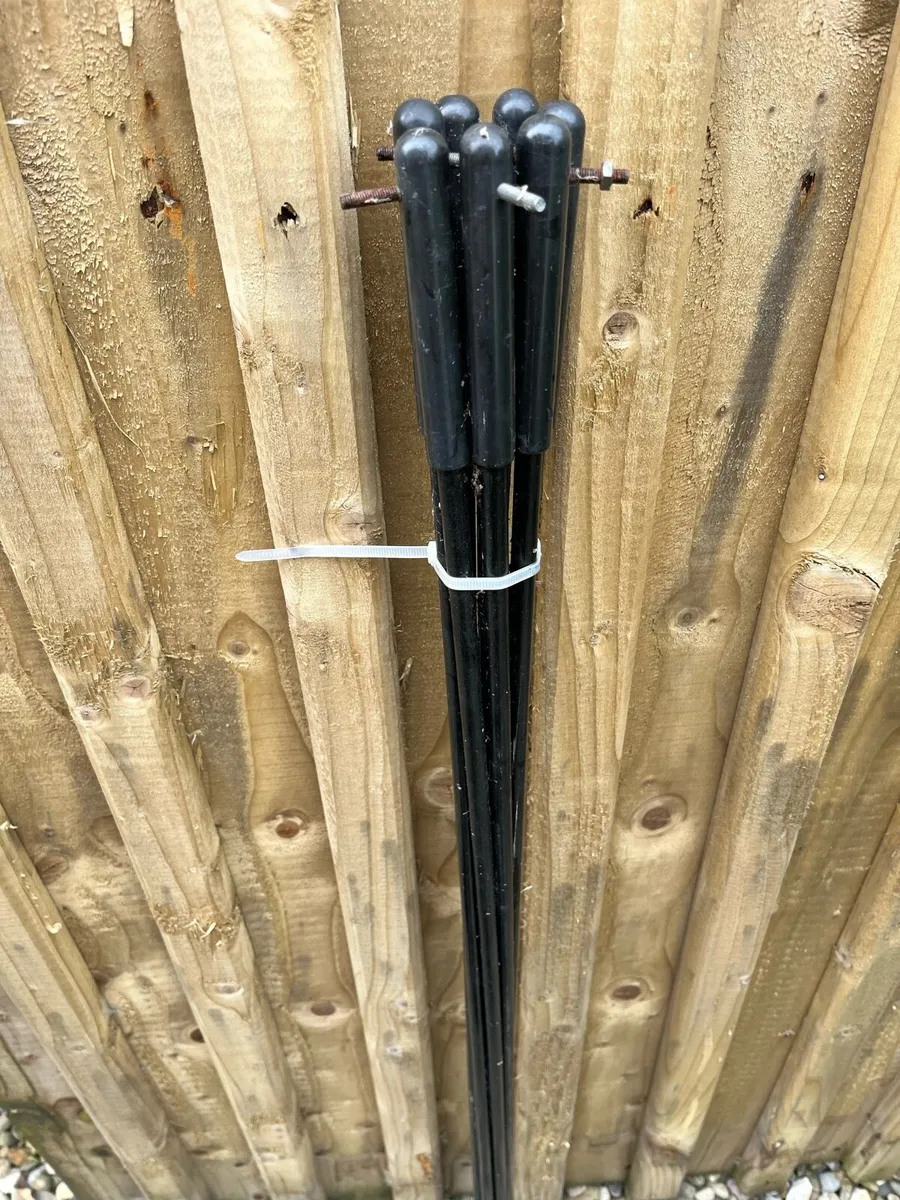 9 column for tomatoes plants - Image 1