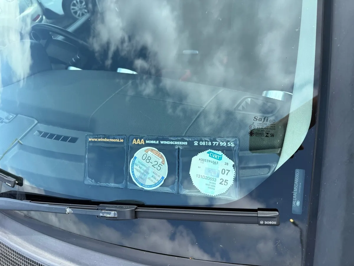 2013 Landrover Discovery 3.0 Crew Cab Business - Image 3