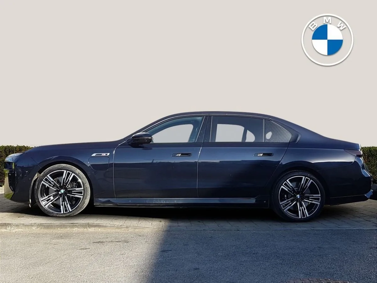 BMW 7 Series M760e Xdrive M Sport - Image 3