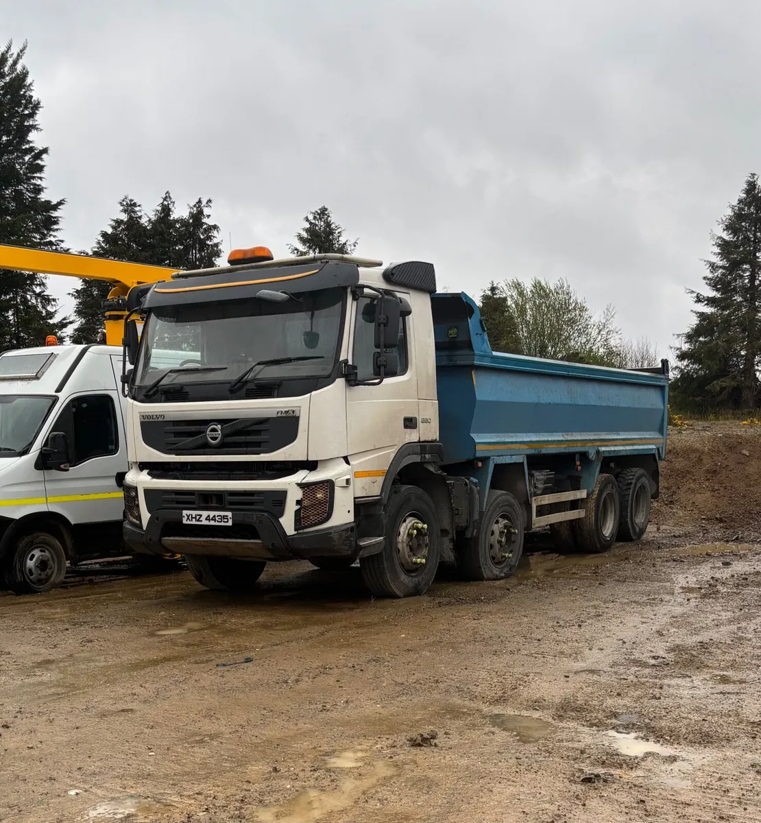 2012 Volvo tipper - Image 1
