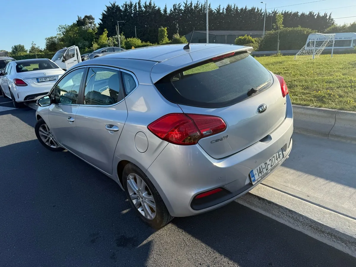 2014 (141) Kia Ceed 1.4 Crdi - Image 3