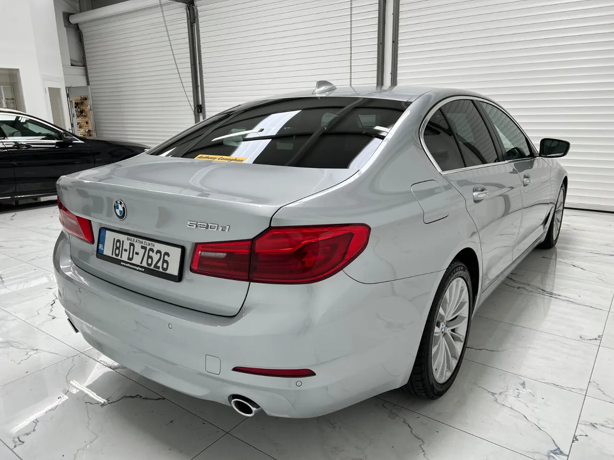2018 BMW 5-Series - Image 2