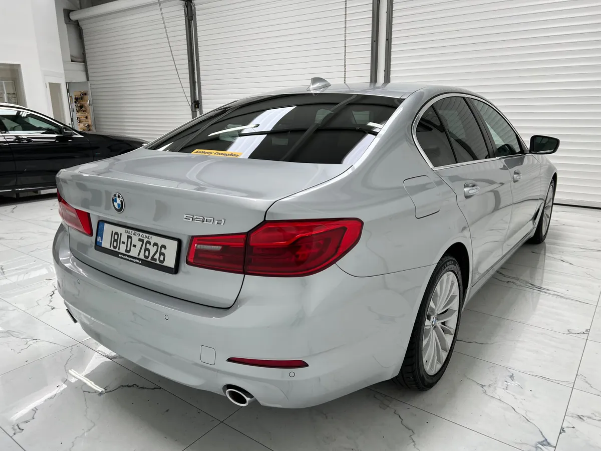 2018 BMW 5-Series - Image 3