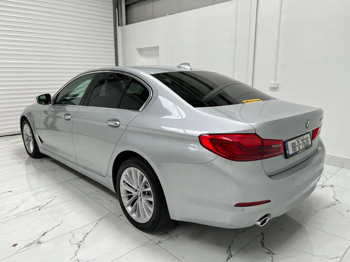 2018 BMW 5-Series - Image 4