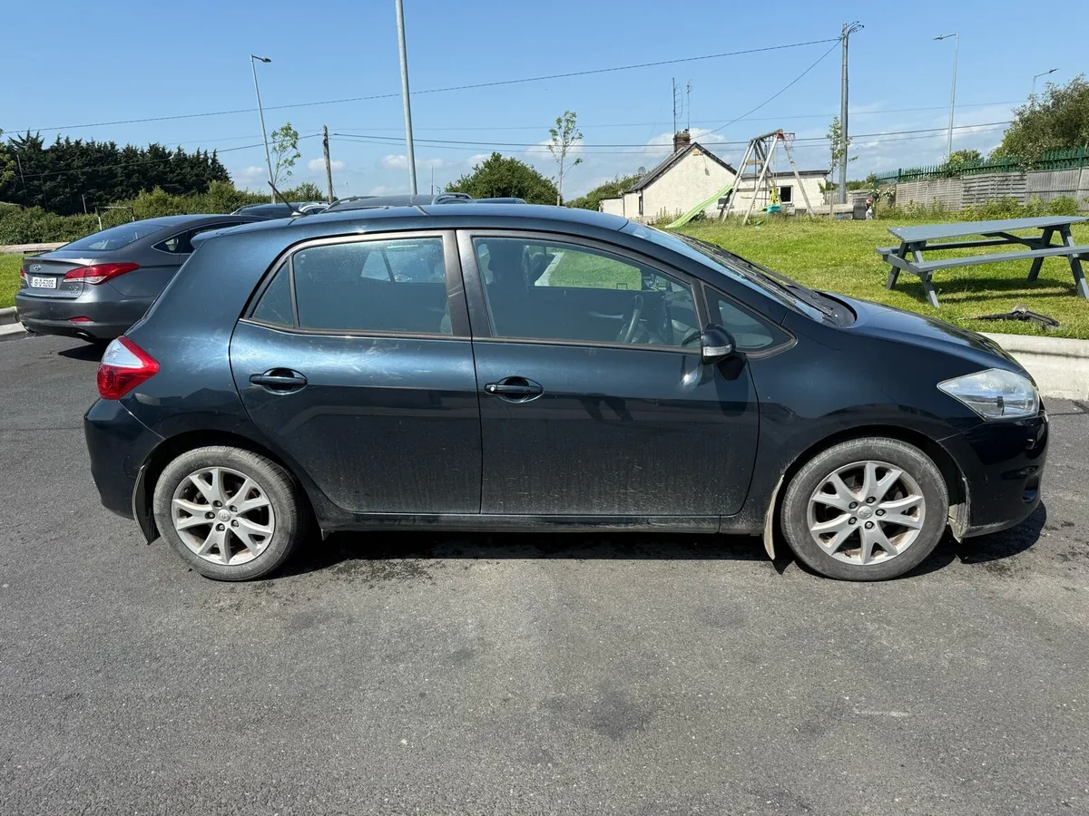 2012 Toyota Auris 1.3 Vvti - Image 2