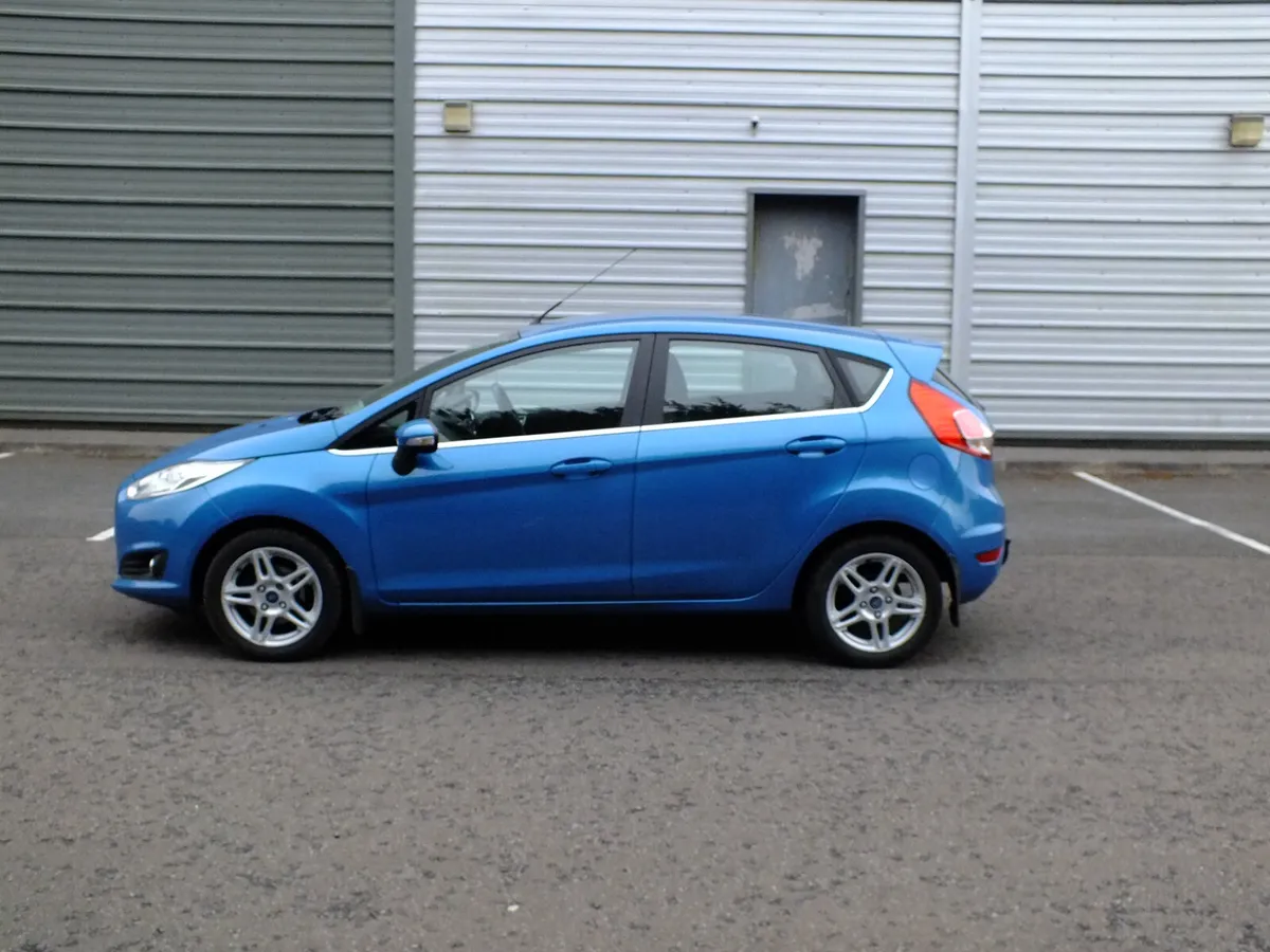 Ford Fiesta 2014 - Image 4